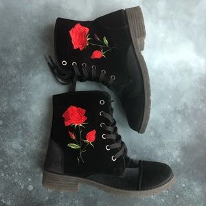 Fashion boots, not for winter. More for spring and fall.